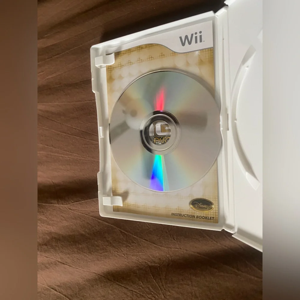 Disney Sing It Party Hits Game Only Nintendo Wii, 2011